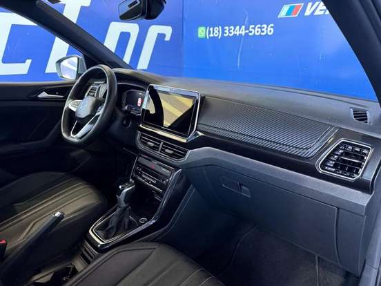 VOLKSWAGEN-T-CROSS-2024