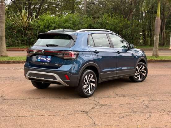 VOLKSWAGEN-T-CROSS-1.4 250 TSI TOTAL FLEX HIGHLINE AUTOMÁTICO VOLKSWAGEN-T-CROSS-2025
