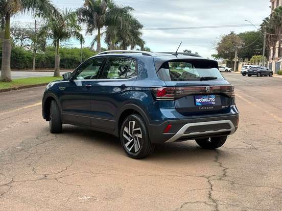 VOLKSWAGEN-T-CROSS-2025