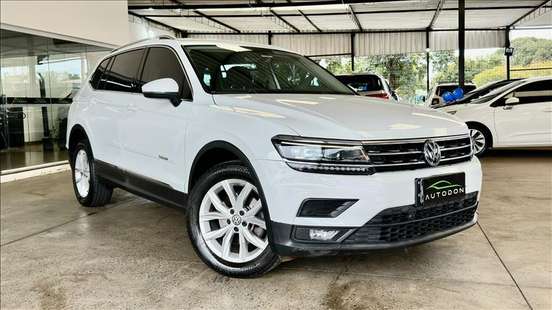 VOLKSWAGEN-TIGUAN-2018