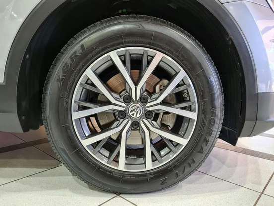 VOLKSWAGEN-TIGUAN-1.4 250 TSI TOTAL FLEX ALLSPACE TIPTRONIC VOLKSWAGEN-TIGUAN-2019