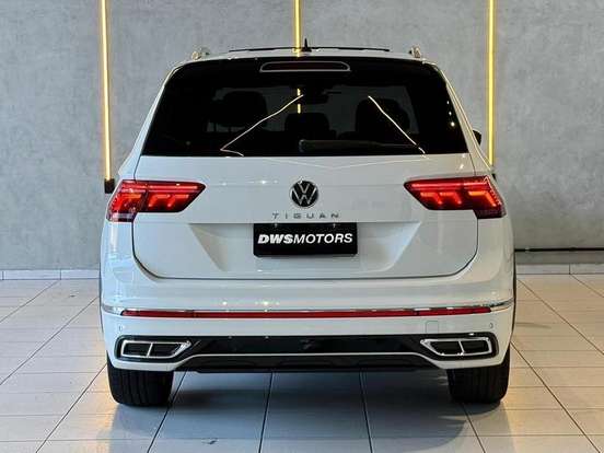 VOLKSWAGEN-TIGUAN-2024