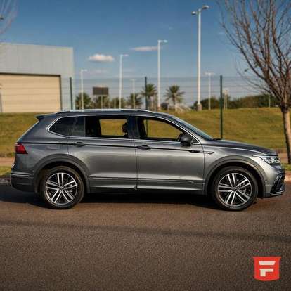 VOLKSWAGEN-TIGUAN-2023