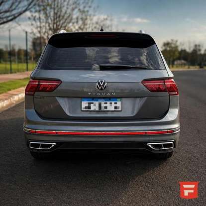 VOLKSWAGEN-TIGUAN-2.0 300 TSI GASOLINA ALLSPACE R-LINE AUTOMÁTICO VOLKSWAGEN-TIGUAN-2023