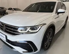 VOLKSWAGEN TIGUAN 2.0 300 TSI GASOLINA ALLSPACE R-LINE AUTOMÁTICO VOLKSWAGEN TIGUAN 2.0 300 TSI GASOLINA ALLSPACE R-LINE AUTOMÁTICO