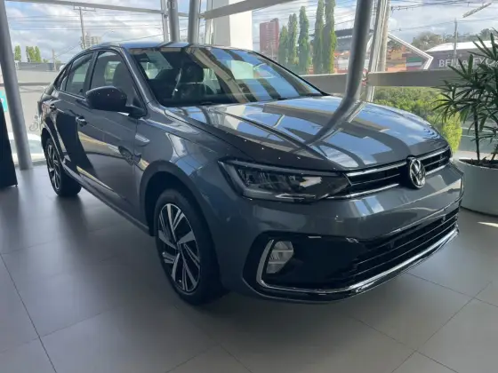 VOLKSWAGEN VIRTUS 1.0 200 TSI HIGHLINE AUTOMÁTICO