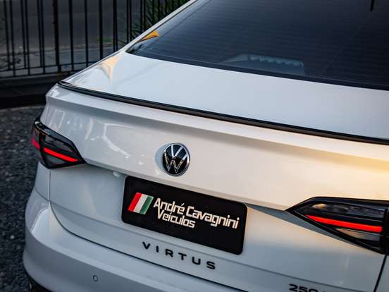 VOLKSWAGEN-VIRTUS-2024