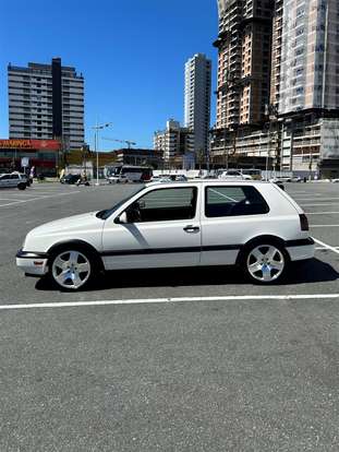 VOLKSWAGEN-GOLF-1994