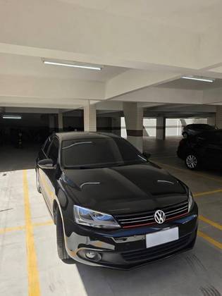 VOLKSWAGEN JETTA 2.0 COMFORTLINE FLEX 4P TIPTRONIC