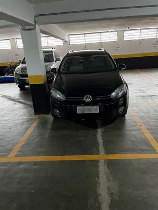 VOLKSWAGEN-JETTA-2012
