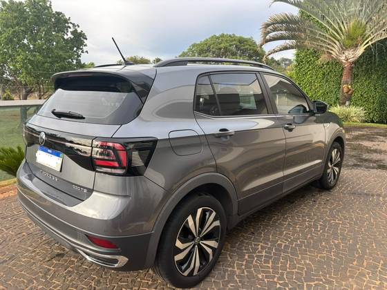 VOLKSWAGEN T-CROSS 1.0 200 TSI TOTAL FLEX COMFORTLINE AUTOMÁTICO