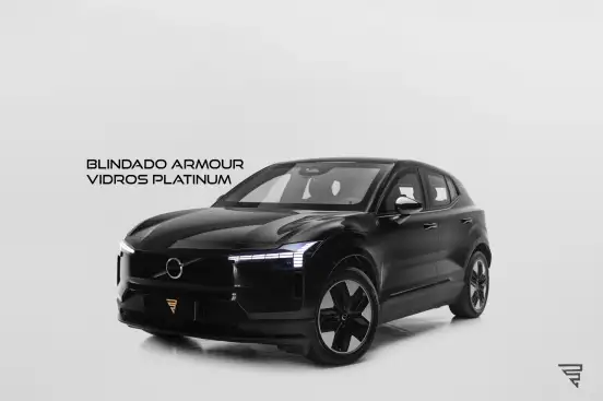 VOLVO-EX30-2024