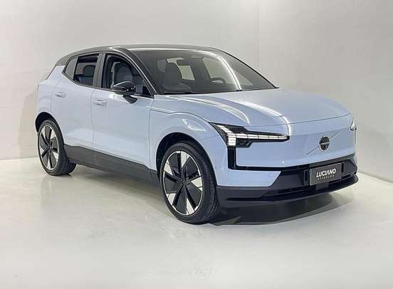 VOLVO-EX30-2024