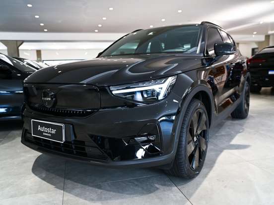 VOLVO-EX40-P8 RECHARGE TWIN ELECTRIC ULTRA BLACK EDITION AWD VOLVO-EX40-2025
