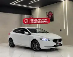 VOLVO V40 2.0 T4 KINETIC GASOLINA 4P AUTOMÁTICO VOLVO V40 2.0 T4 KINETIC GASOLINA 4P AUTOMÁTICO
