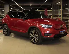 VOLVO XC40 P8 RECHARGE ELECTRIC BEV PURE AWD VOLVO XC40 P8 RECHARGE ELECTRIC BEV PURE AWD