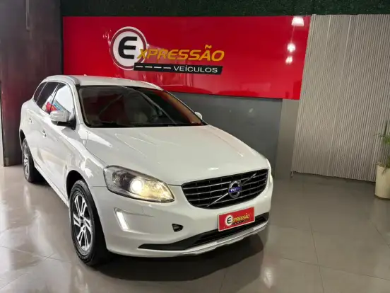 VOLVO-XC60-2014