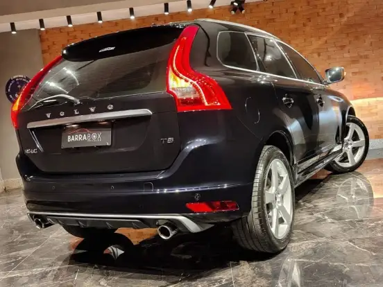 VOLVO-XC60-2014