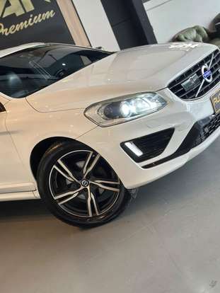 VOLVO-XC60-2016