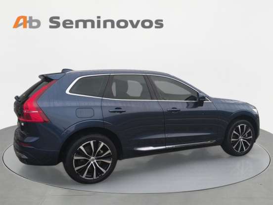 VOLVO-XC60-2023