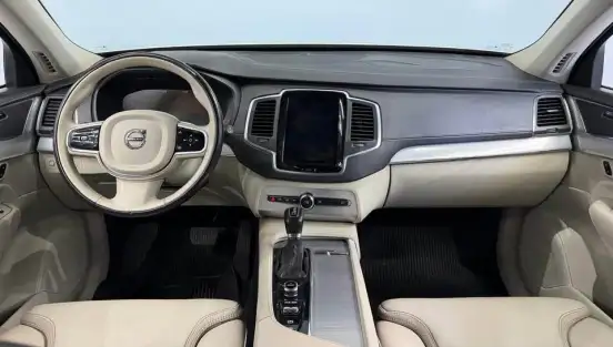 VOLVO-XC90-2.0 T6 GASOLINA MOMENTUM AWD GEARTRONIC VOLVO-XC90-2016