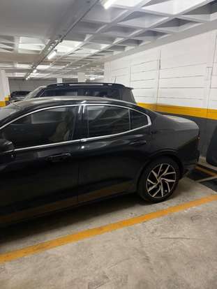 VOLVO-S60-2019