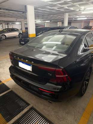 VOLVO-S60-2019