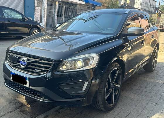 VOLVO XC60 2.0 T6 R DESIGN TURBO GASOLINA 4P AUTOMÁTICO