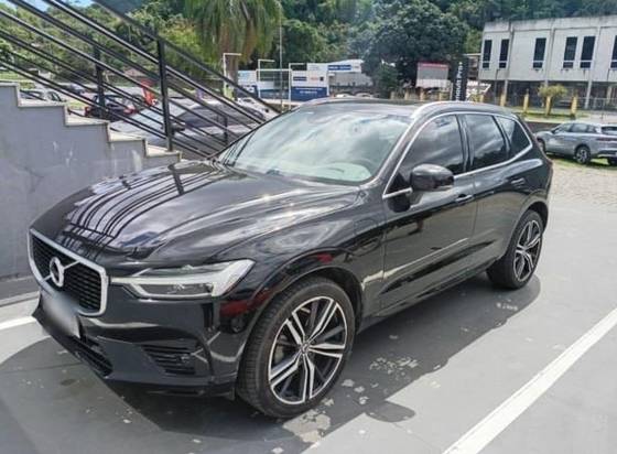 VOLVO XC60 2.0 T8 HYBRID R-DESIGN AWD GEARTRONIC