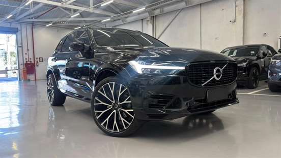 VOLVO-XC60-2021