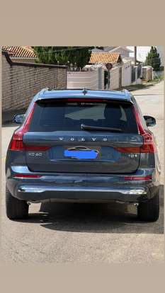 VOLVO-XC60-2025