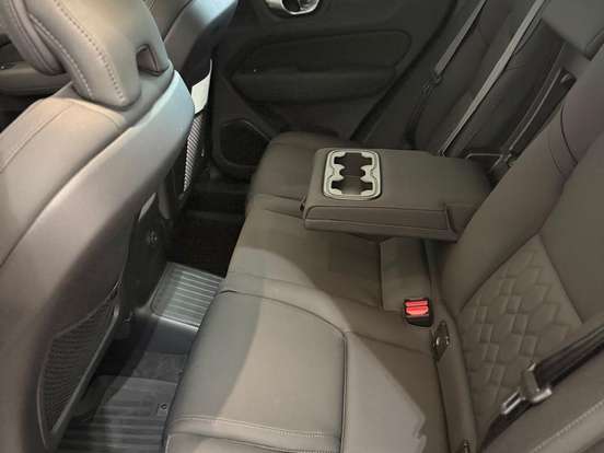 VOLVO-XC60-2.0 T8 PHEV PLUS AWD GEARTRONIC VOLVO-XC60-2025