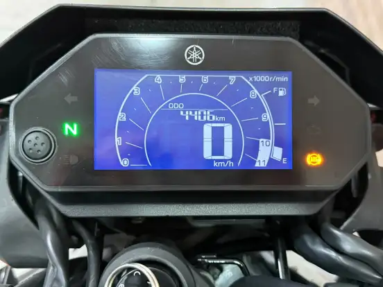 YAMAHA-FZ25 FAZER CONNECTED ABS YAMAHA-FZ25 FAZER CONNECTED ABS-2025