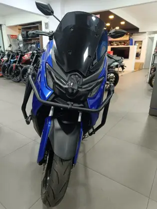 YAMAHA NMAX CONNECTED 160 ABS 