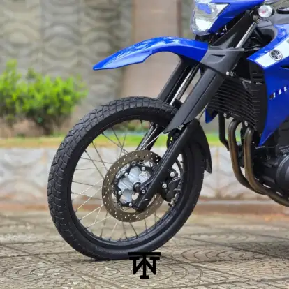 YAMAHA-XT 660R-2010