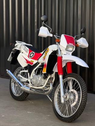 YAMAHA DT 200 