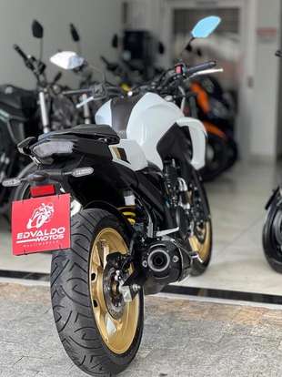 YAMAHA-FZ25 FAZER CONNECTED ABS-2025