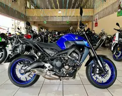 YAMAHA MT-09 YAMAHA MT-09