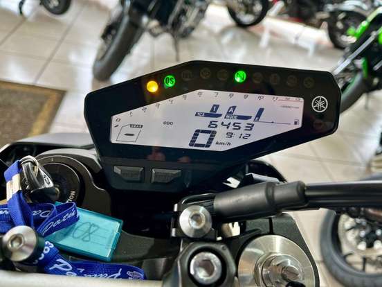 YAMAHA-MT-09 YAMAHA-MT-09-2022