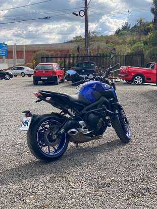 YAMAHA-MT-09-2024