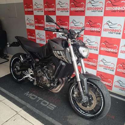 YAMAHA-MT-09 YAMAHA-MT-09-2015