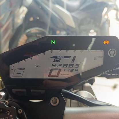 YAMAHA-MT-09 YAMAHA-MT-09-2015