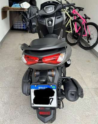 YAMAHA-NMAX CONNECTED 160 SE ABS-2024