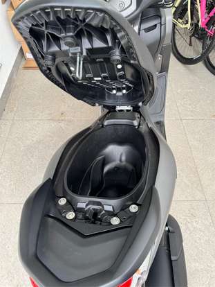 YAMAHA-NMAX CONNECTED 160 SE ABS-2024