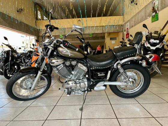 YAMAHA VIRAGO XV 535 
