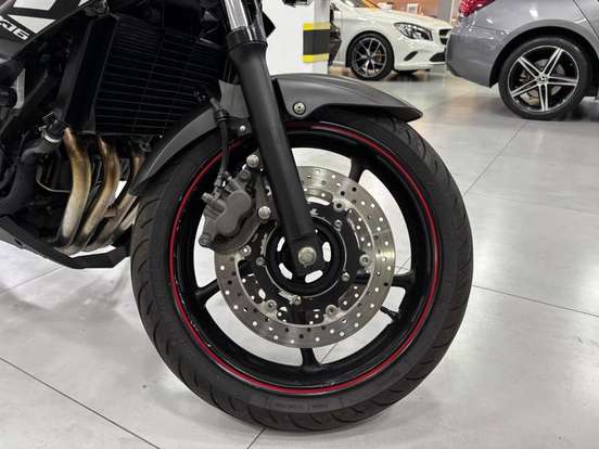 YAMAHA-XJ6 N-2014
