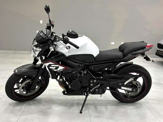 YAMAHA-XJ6 N-2014