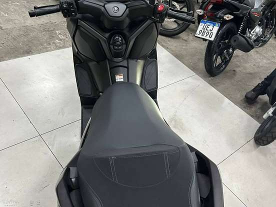 YAMAHA-XMAX 300 CONNECTED ABS YAMAHA-XMAX 300 CONNECTED ABS-2026