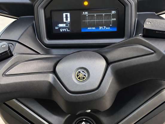 YAMAHA-XMAX 300 CONNECTED ABS YAMAHA-XMAX 300 CONNECTED ABS-2026