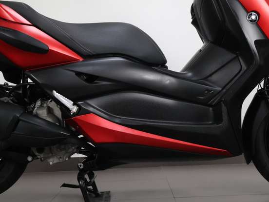 YAMAHA-XMAX ABS-2022